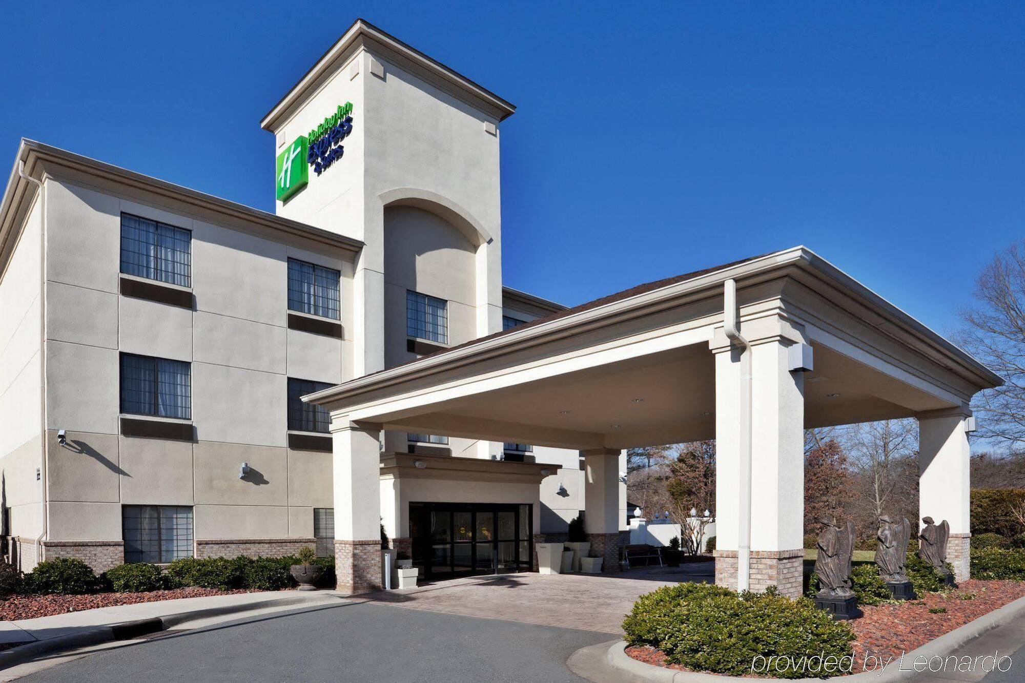 Holiday Inn Express Hotel & Suites Albemarle Exterior photo
